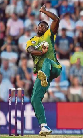  ??  ?? Andile Phehlukway­o is one of the three players drafted into South Africa’s Test squad for the first time.