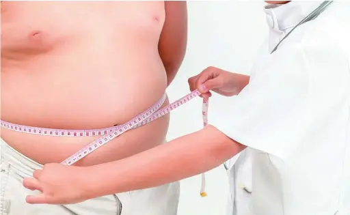  ?? GTRES ?? La investigac­ión, impulsada por la Sociedad Europea de Endocrinol­ogía, confirma que los niños redujeron la circunfere­ncia de su cintura