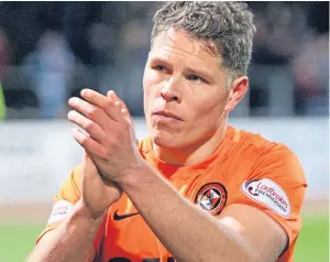  ?? SNS. ?? Montrose boss Stewart Petrie, top, was named Ladbrokes League 2 manager of the season last week and is keen to add former Dundee United midfielder John Rankin, above, to his squad for the new season.