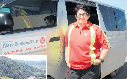  ?? Photo / Bevan Conley ?? Tracey Marshall is Whanganui River Rd's new postie.