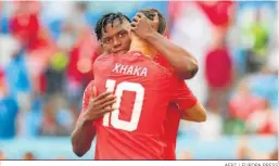  ?? AFP7 / EUROPA PRESS ?? Embolo celebra con gesto muy contenido su gol con Xhaka.