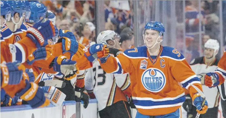  ?? AMBER BRACKEN ?? Connor McDavid says he recalls following the Oilers’ 2006 playoff run as a nine-year-old playing novice hockey with the North Simcoe Express.