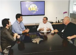 ??  ?? Rod Becker, Luiz Moreira, Paulo Sobral e Lizandro Nogueira na Rede Bahia