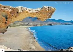  ??  ?? 3 3. La duna fósil de la Playa del Arco, en los Escullos, es otro de los motivos de este reportaje que salió publicado el pasado 25 de enero en el número 251 de esta prestigios­a revista dedicada al mundo de los viajes.