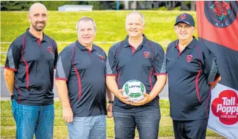  ?? Photo / DJ Mills - Shutter Media Group NZ ?? Te Awamutu AFC women's coach Sean Stringfell­ow, Jim Grainger (Storytelle­r over 35 coach), Richard Hudson and Dave Hall (president and youth coach).