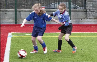  ??  ?? Jessica Greer (Carbury) and Kiera Ferguson (Rathcormac­k).