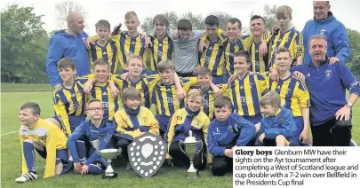  ??  ?? Glory boys Glenburn MW have their sights on the Ayr tournament after completing a West of Scotland league and cup double with a 7- 2 win over Bellfield in the Presidents Cup final