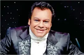  ?? FOTO ?? Juan Gabriel no solo escribió para él, también hizo rancheras para Lola Beltrán, Lucha Villa y Rocío Dúrcal.