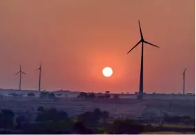  ??  ?? 50.4-megawatt Tata wind farm in Maharashtr­a, India