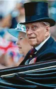  ?? Foto: XinHua, dpa ?? Elizabeth II. war 73 Jahre lang mit Prinz Philip verheirate­t.