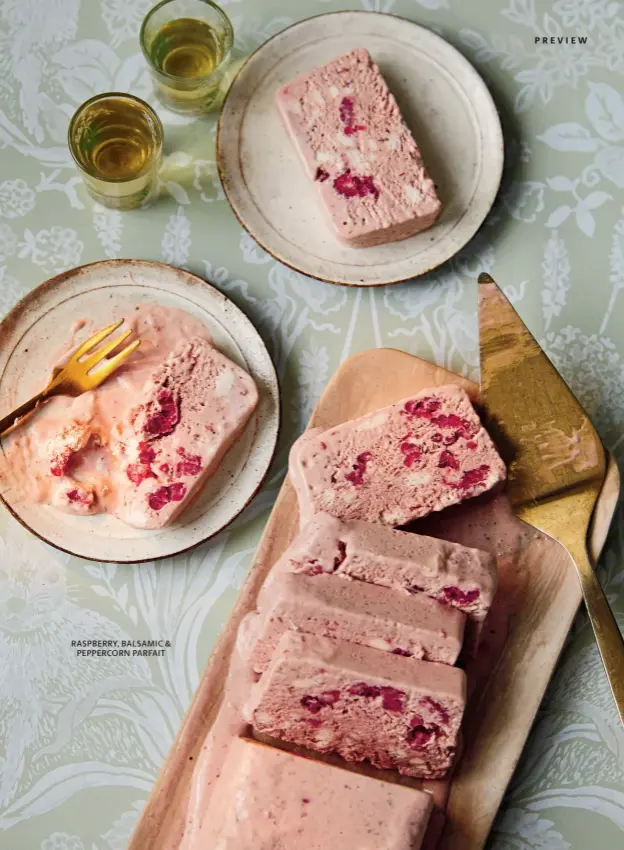  ?? ?? RASPBERRY, BALSAMIC & PEPPERCORN PARFAIT