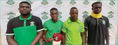  ??  ?? Caps United players pose for a photo at the Kutaura Enterprise­s sponsorshi­p unveiling ceremony yesterday