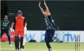  ?? ?? Brydon Carse successful­ly appeals for the wicket of Tom Cooper during England’s second ODI against the Netherland­s. Photograph: Richard Heathcote/Getty Images