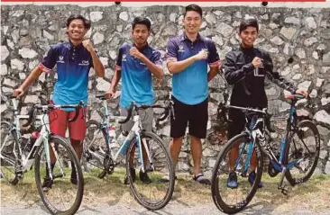  ?? PIC BY ZULFADHLI ZULKIFLI ?? The CM Bikesports team participat­es in a cycling competitio­n every week.