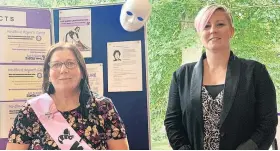  ?? ?? MP Hannah Bardell is pictured with Carla O’Hara, coordinato­r of WASPI West Lothian