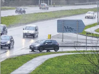  ?? Picture: Gary Browne FM4237946 ?? Residents are fed up with jams around Sevington Retail Park