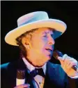  ?? Foto: Castello, dpa ?? Bob Dylan singt am 10. Juli auf dem Schlosspla­tz Stuttgart.