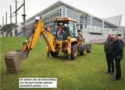  ?? Foto CN ?? De werken voor de herinricht­ing van het park werden gisteren symbolisch gestart.