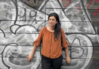  ??  ?? L’Argentine Samanta Schweblin, nouvelle voix de la littératur­e latino-américaine.