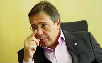  ?? MARCOS ARCOVERDE/ESTADÃO - 17/1/2017 ?? Cortes. Ferreira Júnior tem planos de reduzir pela metade o quadro de funcionári­os