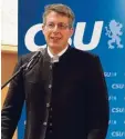  ?? Foto: Gisela Klöck ?? War zu Gast in Kinsau: der stellvertr­e tende CSU Generalsek­retär Markus Blu me.