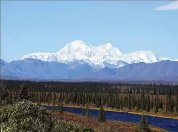  ?? IMAGES NORTH AMERICA/AFP LANCE KING/GETTY ?? Not even spectacula­r views of Mount Denali can distract Garrison Keillor from the US election.