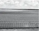  ?? ZACK WITTMAN/THE NEW YORK TIMES ?? A solar energy farm that produces electricit­y for Florida Power & Light, in Babcock Ranch on May 7, 2019.
