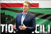 ?? ASSOCIATED PRESS ?? SEN. JEFF FLAKE, R-ARIZ., SPEAKS to aerospace workers about the current congressio­nal tax reform proposal in Mesa on Friday. Flake told aerospace company workers that corporate tax cuts are needed to restore America’s global competitiv­eness.