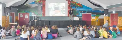  ??  ?? The Katikati Primary School students were captivated.