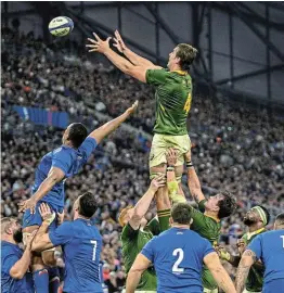  ?? Picture: GALLO IMAGES/GETTY IMAGES/CLEMENT MAHOUDEAU ?? THE HIGH ROAD: Eben Etzebeth towers high in the Springboks’ defeat to France at Stade Velodrome, in Marseille, in November. The Boks will open their Rugby World Cup defence in the same stadium on September 10.