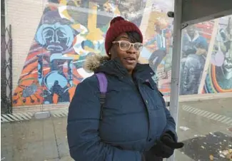  ?? TERRENCE ANTONIO JAMES/CHICAGO TRIBUNE ?? Shaila Foreside, shown in December at 71st Street and Jeffery Boulevard, said Chicago police did not show up after she called 911 to report a threat.