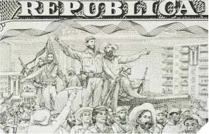  ??  ?? Abajo, reverso de un billete de un peso que celebra la Revolución cubana, con Castro y Cienfuegos en primer término.