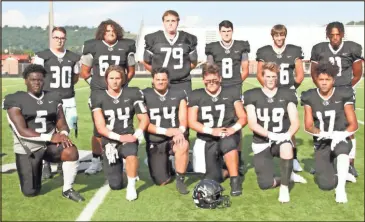  ?? Scott Herpst ?? The 2021 Ridgeland football seniors include (front row, from left) Ashton Turner, Jonathan Woodall, Bishop Hayden, Chase Blevins, Chris Maddeaux and Marquis Ross. On the back row is Devin Yates, Cade Dunn, Jacob Klein, Jeb Broome, Curtis Wells and Phillip Mason.