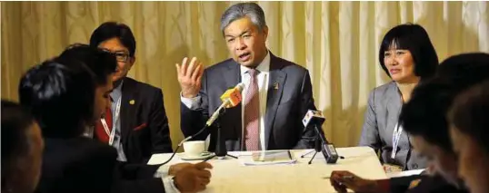  ?? [FOTO BERNAMA] ?? Ahmad Zahid pada sidang media mengenai ASEM Ke-11, di Ulaanbaata­r, semalam.