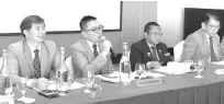  ??  ?? James Yong Hon Min (second from left) chairing the IEM Sabah Branch 44th Annual General Meeting.