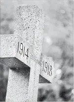  ?? BARRY GRAY THE HAMILTON SPECTATOR ?? THE FIRST WORLD WAR CENOTAPH IN HAMILTON’S WOODLAND CEMETERY