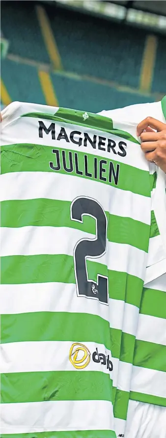  ?? Picture: SNS. ?? Celtic’s new defender Christophe­r Jullien is unveiled after agreeing a four-year-deal.