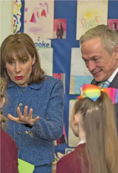  ?? Photos: Mark Condren and Colin O’Riordan ?? LEFT: Culture Minister Josepha Madigan, Education Minister Richard Bruton and Mona Lucas, principal of St Laurence O’Toole Girls National School.ABOVE Teacher Sinead Crosson and pupil Mazie Connolly.RIGHT Education Minister Richard Bruton shows his drawing skills to pupils. INSET FARLEFT: Taoiseach Leo Varadkar at the launch.