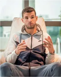  ?? Photo by Neeraj Murali ?? Grigor Dimitrov interactin­g with the media during a round table meeting in Dubai on Sunday. —