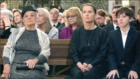  ?? Fot. Piotr Kamionka/Ag. Fot. Angora ?? Żona Barbara, córka Monika i wnuk Gustaw