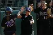  ?? STAFF PHOTO — 2008 ?? Valencia softball coach Donna Lee, who won D1 titles in 2007and 2008, will step down after 28years.