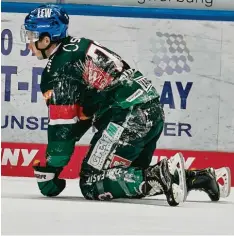  ?? Foto: Siegfried Kerpf ?? Matt Puempel und die Augsburger Panther hatten am Dienstagab­end gegen die Eis‰ bären Berlin das Nachsehen.