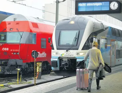  ??  ?? In die Westbahn sollten Pendler nicht einsteigen. Der Staat finanziert nur Zugverbind­ungen der ÖBB.