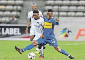  ??  ?? Vintage: Teko Modise (right) still has the ability to read a game and gets past players when it counts. Photo: Ashley Vlotman/Gallo Images