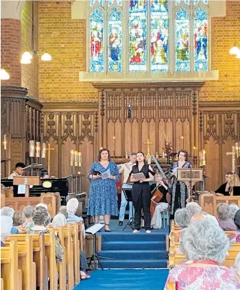  ?? ?? The NZ Opera School held its In Praise of Music service at the Whanganui Collegiate School Chapel.