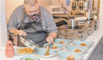  ?? / SUMINISTRA­DA ?? Trayectori­a. Por 12 años, el chef Elvin Rosado ha dirigido el Equipo de Culinario de Puerto Rico de la Asociación de Hoteles y Turismo