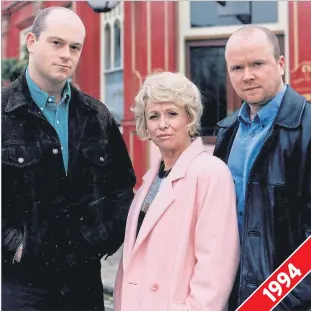  ??  ?? Ross Kemp (Grant), Barbara Windsor (Peggy) and Steve McFadden (Phil) on set 22 years ago and, left, during filming for her final scenes