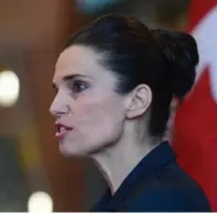  ?? SEAN KILPATRICK/THE CANADIAN PRESS ?? Science Minister Kirsty Duncan has not yet committed to a timeline for boosting investment in scientific research.