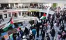  ?? Photograph: Mario Tama/Getty Images ?? Pro-Palestinia­n demonstrat­ors protest in Los Angeles, home of USC.