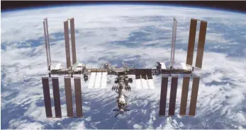  ?? FOTO: NASA/HANDOUT/EPA/DPA ?? Internatio­nale Kooperatio­n im All: die Raumstatio­n ISS.